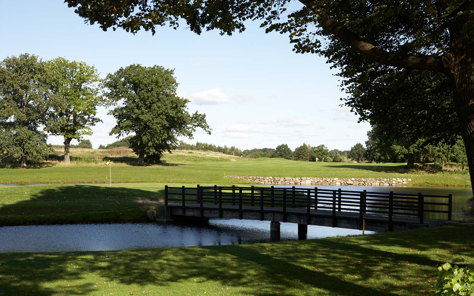 Brücken schlagen auf dem ehemaligen Rittersitz