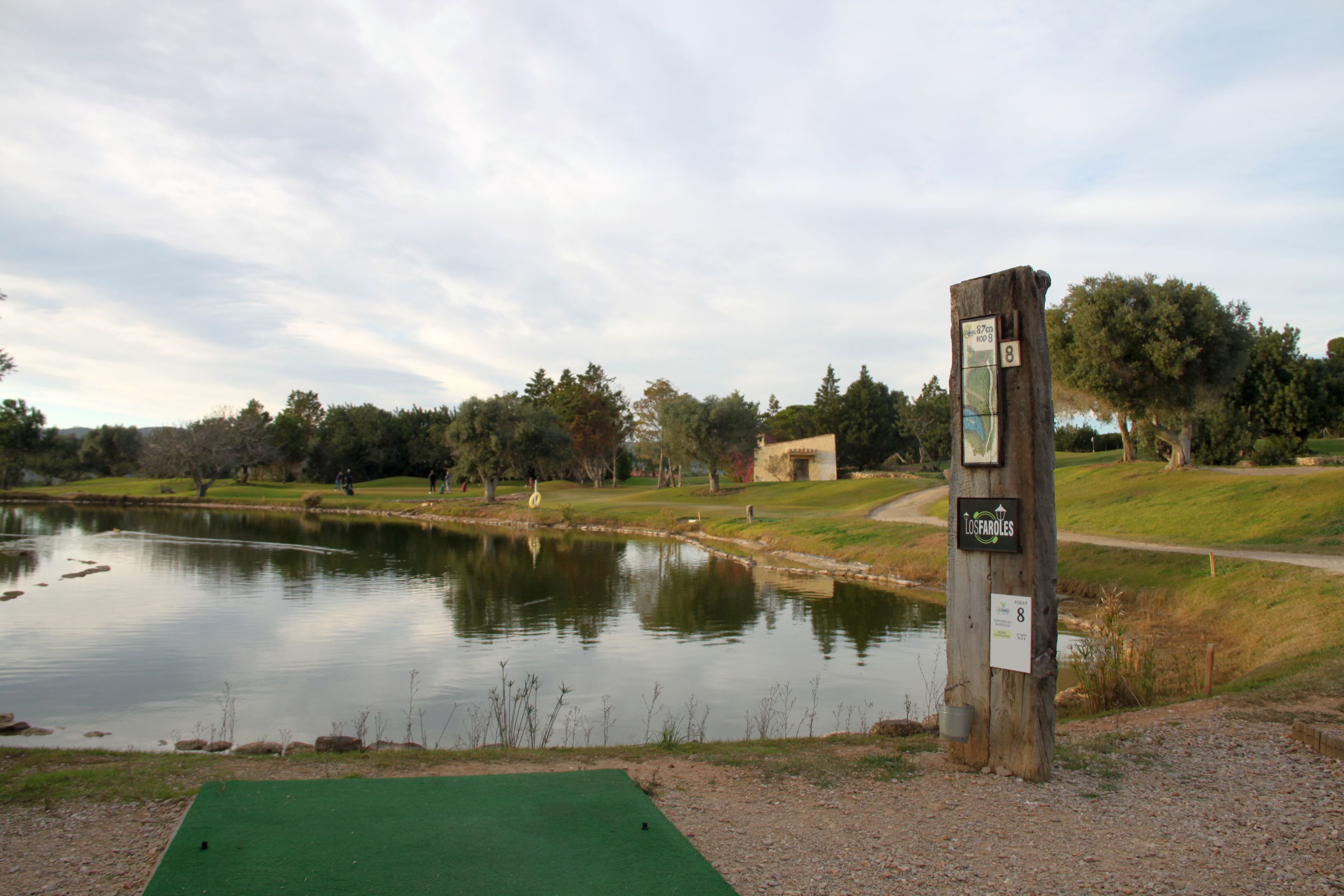 P&P El Vendrell: ... oder ohne, das Auge golft mit.