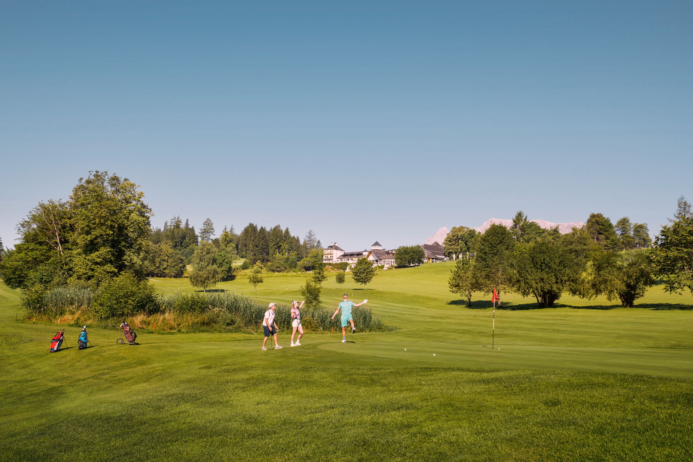Berge, Golf und mehr bietet das IMLAUER Hotel Schloss Pichlarn 