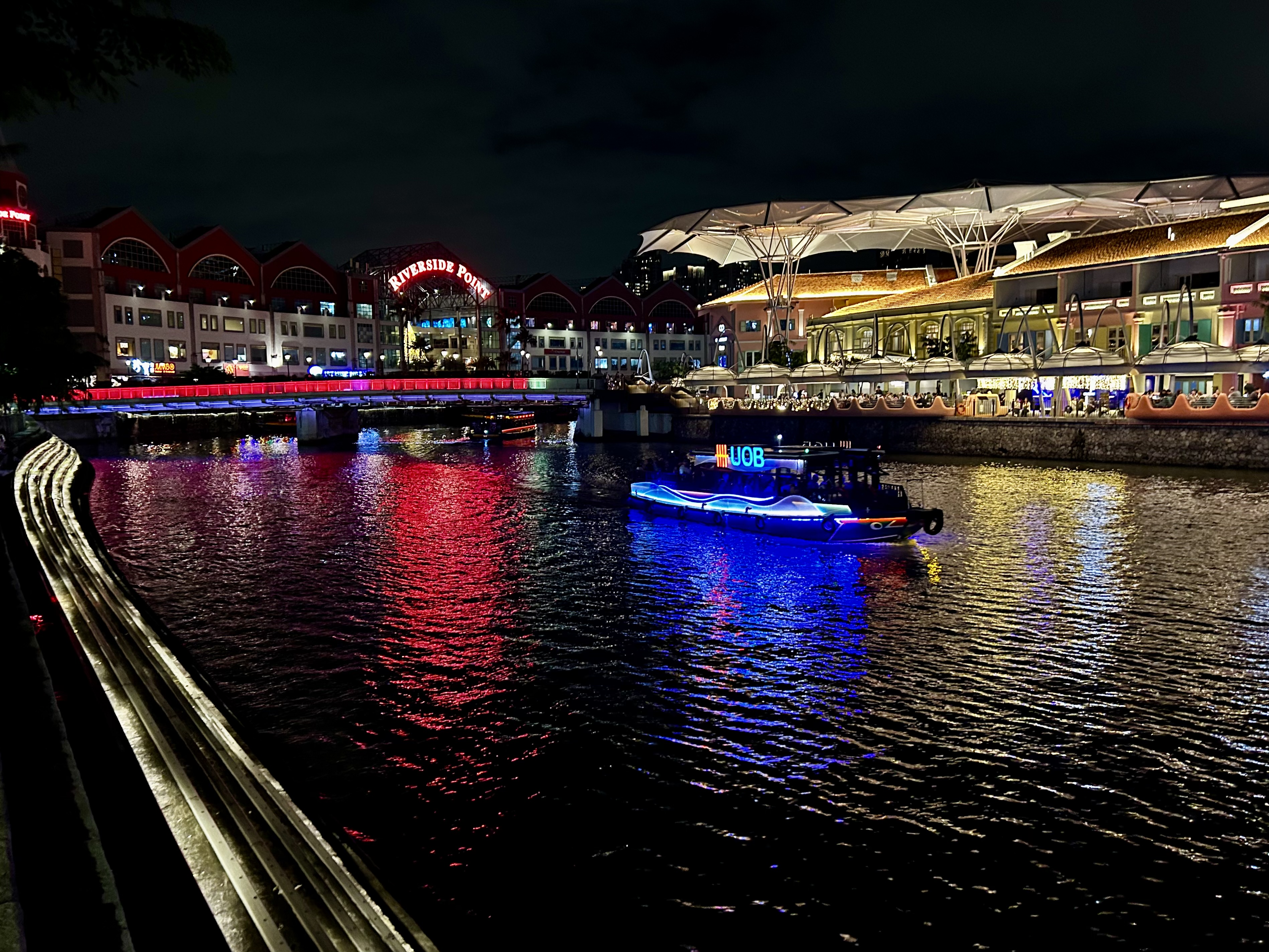Das Nachtleben hat nicht nur visuell viel zu bieten