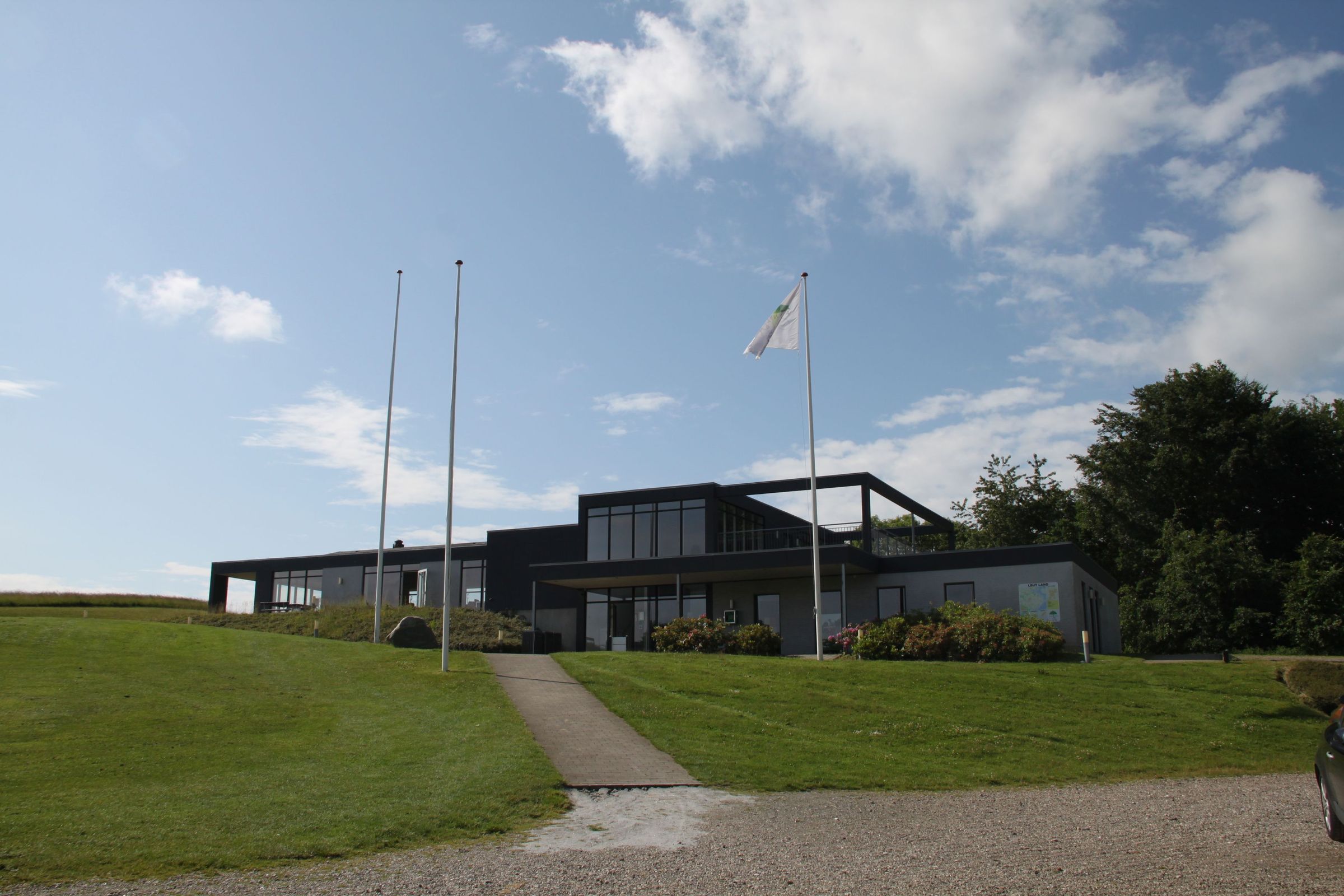 Aabenraa: Tolles Clubhaus ohne Service