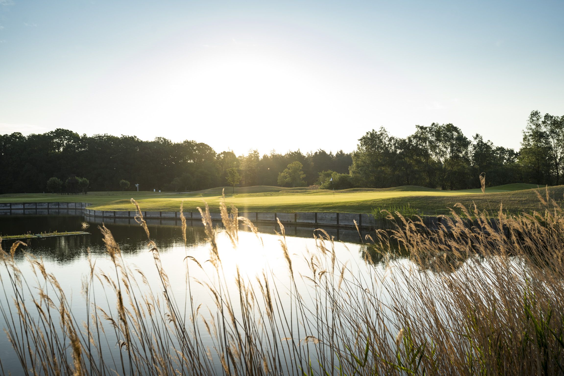 Perle in Deutschlands Norden: die Golfanlage Fleesensee