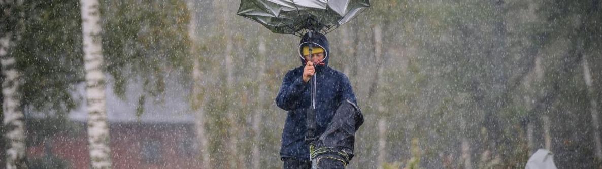 Auch mit flüssigem Sonnenschein schön: das Golfen Auch mit flüssigem Sonnenschein schön: das Golfen